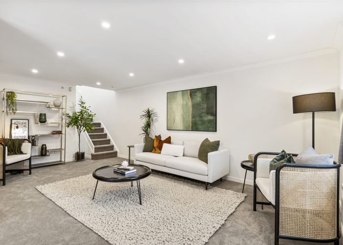  at 18 Wimbledon Way, Remuera, Auckland