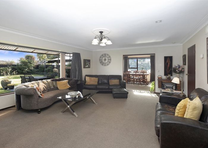  at 9B Goya Place, Bishopdale, Christchurch