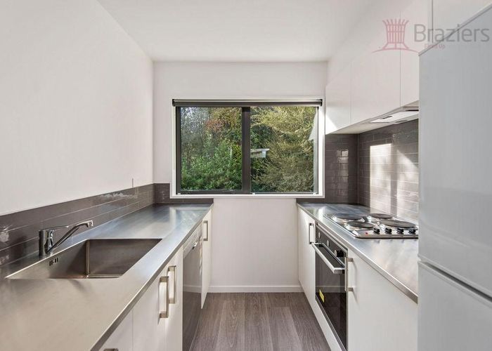  at 2/35 King Street, Sydenham, Christchurch