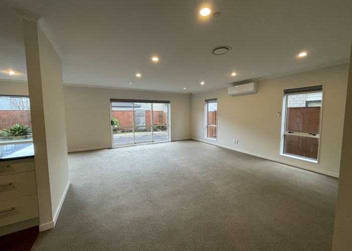  at 30 Dromoland Drive, Flat Bush, Auckland