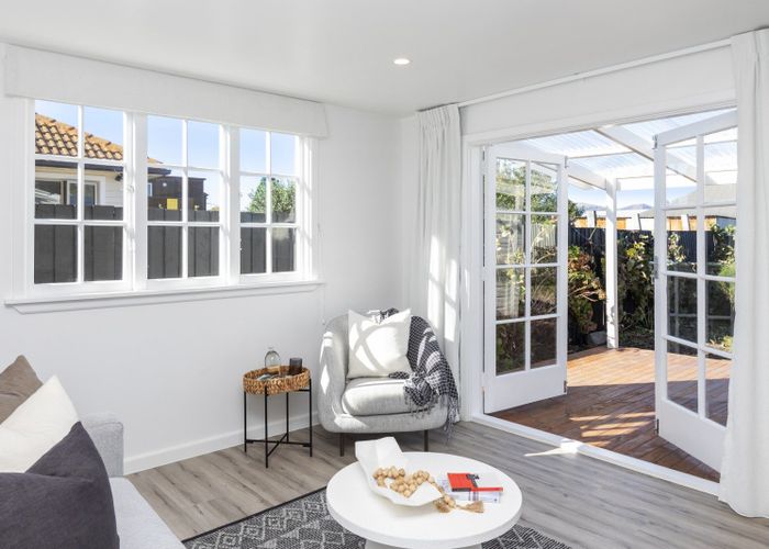  at 664 Avonside Drive, Avonside, Christchurch