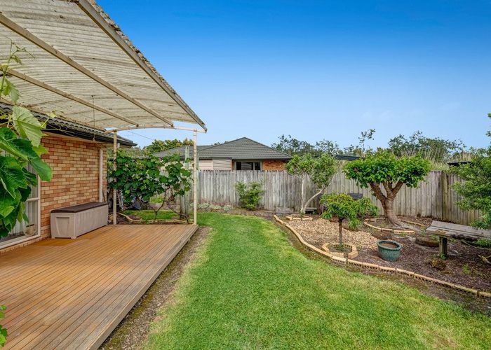  at 17 Aitkenhead Court, Parakai, Rodney, Auckland