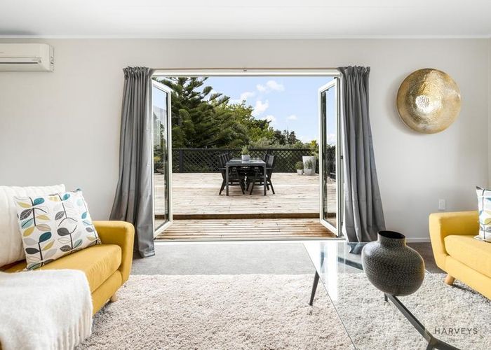  at 109 Glengarry Road, Glen Eden, Auckland