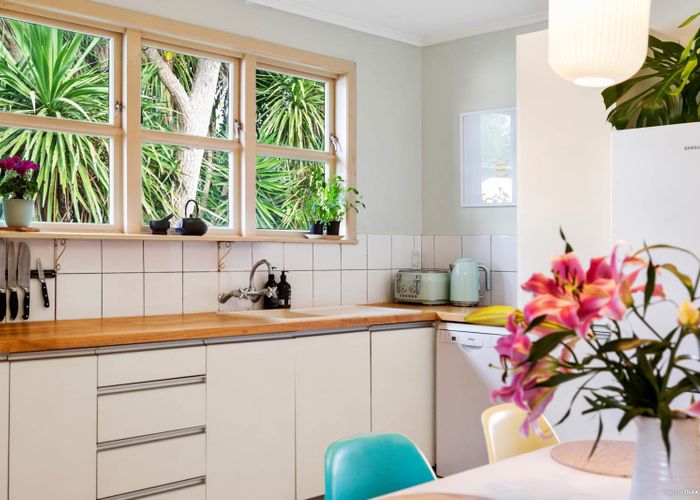  at 59 Riversdale Road, Avondale, Auckland