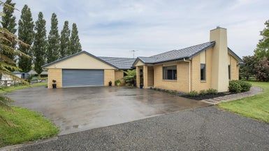  at 401 Telephone Road, Puketaha