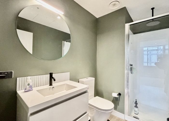  at 107/14 Laings Road, Hutt Central, Lower Hutt