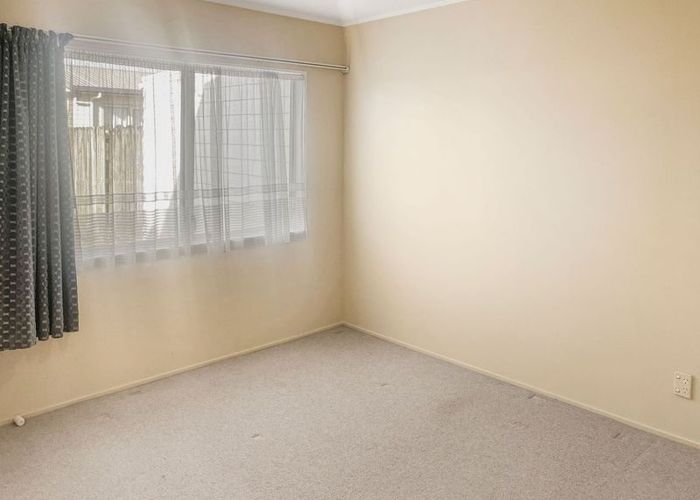  at 2/65 Panorama Road, Mount Wellington, Auckland City, Auckland