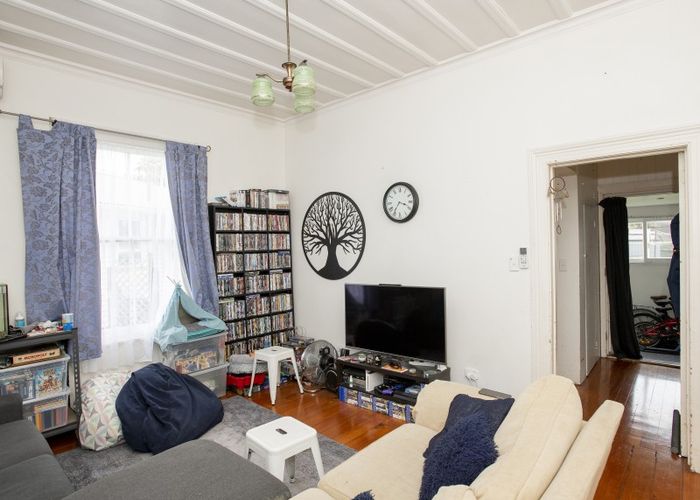  at 32 Roebuck Road, Te Hapara, Gisborne