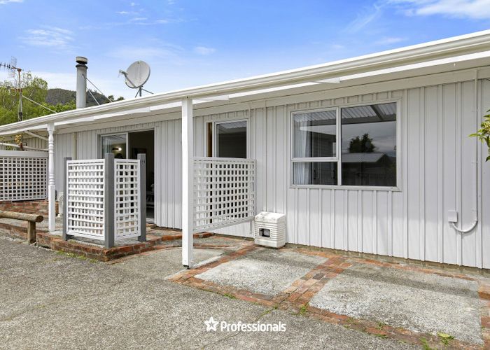  at 10b Raukawa Street, Stokes Valley, Lower Hutt, Wellington