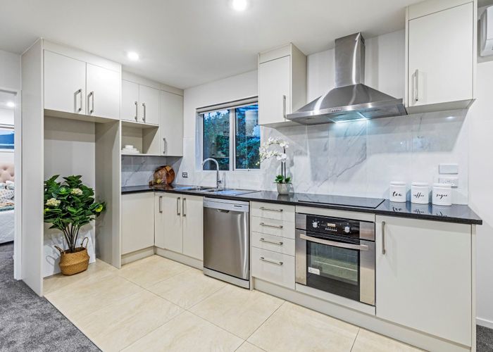  at 25A Bayview Road, Glenfield, North Shore City, Auckland