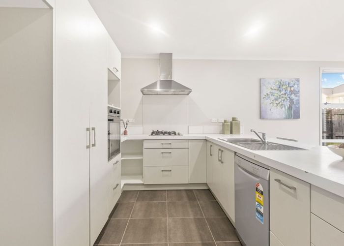  at 5 Tarapiroe Avenue, Takanini, Papakura, Auckland