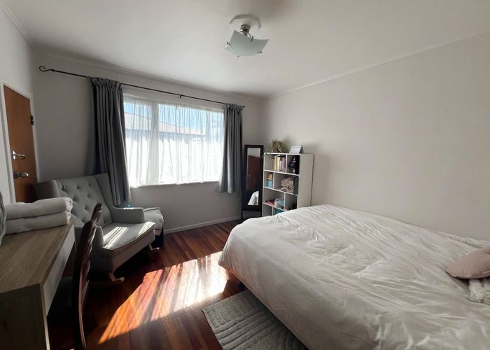  at 22 Kenmore, Newlands, Wellington, Wellington