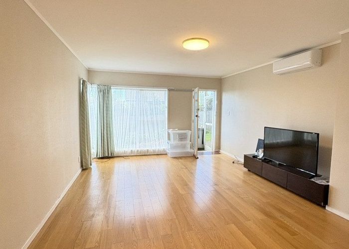  at 2/14 Seaview Terrace, Mount Albert, Auckland City, Auckland
