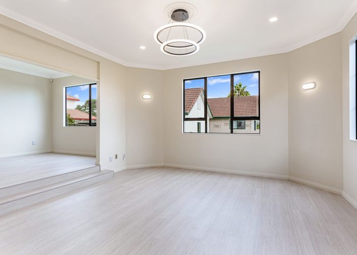  at 1 San Angelo Court, Henderson, Auckland