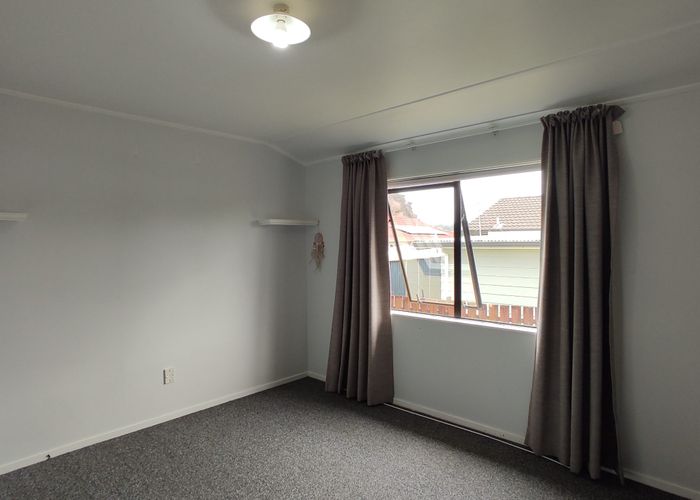  at 186 Waitemata Dr, Ranui, Waitakere City, Auckland