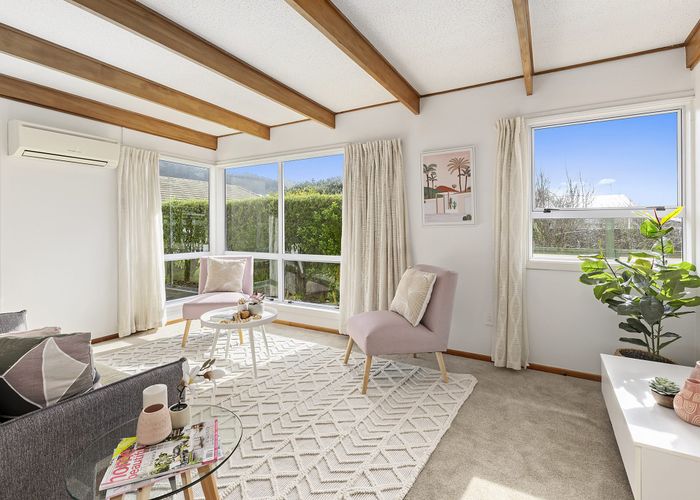  at 16C Beauchamp Street, Tawa, Wellington