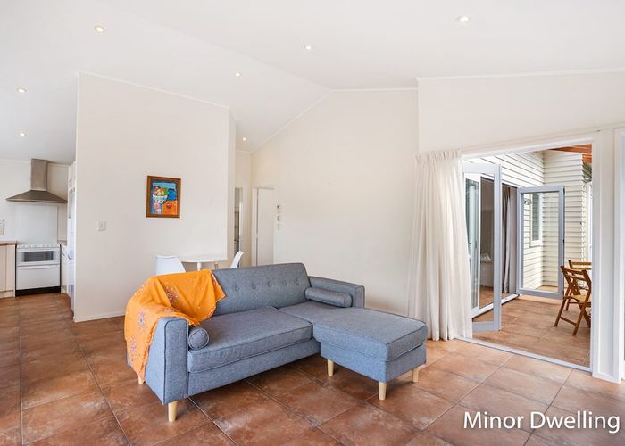  at 42 Glenfern Road, Mellons Bay, Auckland