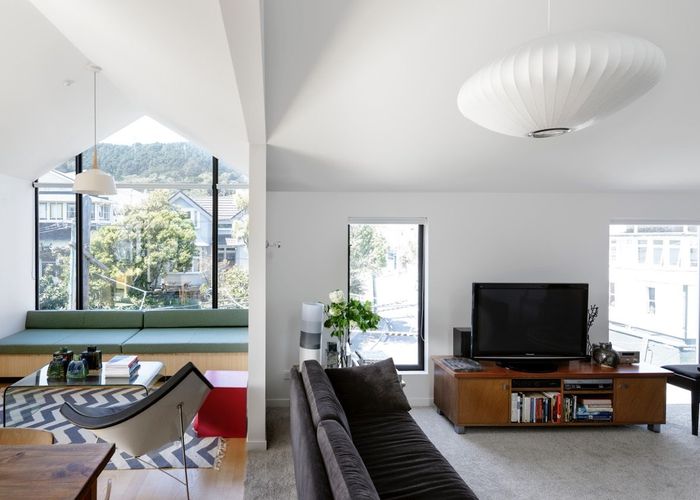  at 8/76 Brougham St (Zavos Cnr), Mount Victoria, Wellington, Wellington