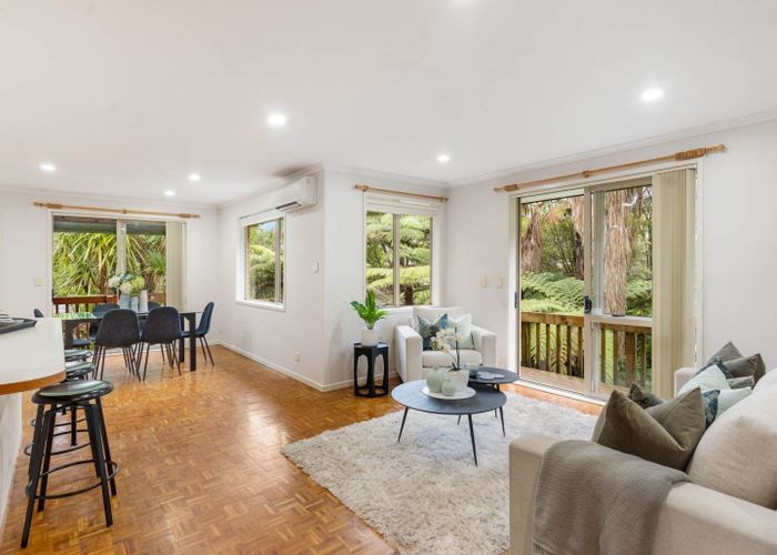  at 21 Frenz Drive, Titirangi, Auckland