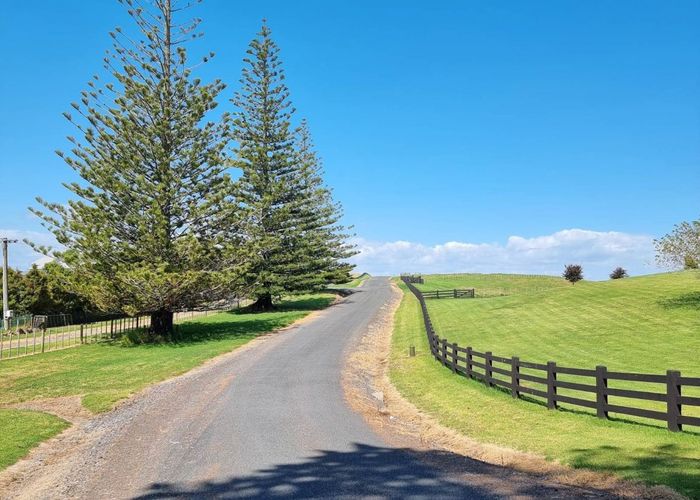  at 14 Kirian Lane, Waiuku, Franklin, Auckland