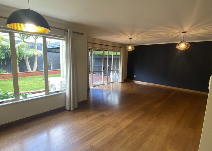  at 30 Temuka Garden, Blockhouse Bay, Auckland City, Auckland