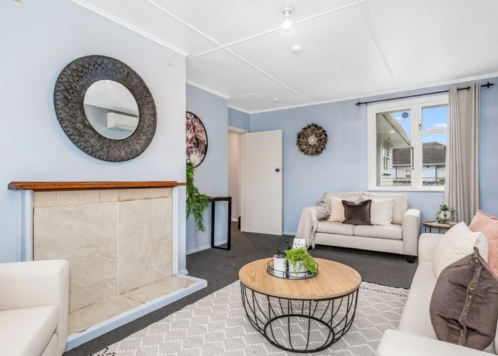  at 12 Cornwall Crescent, Cannons Creek, Porirua