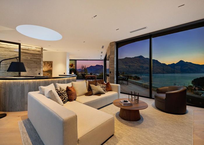  at 5 Edinburgh Drive, Queenstown, Queenstown