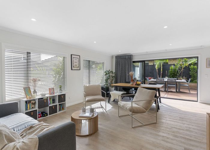  at 15 Plantation Avenue, Flat Bush, Auckland