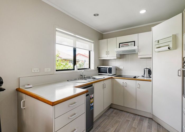  at 36 Selby Mews, Flagstaff, Hamilton