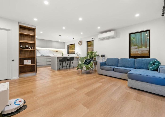  at 152B Luckens Road, West Harbour, Waitakere City, Auckland