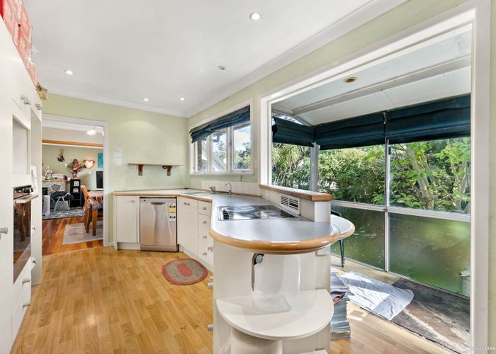  at 6 Sime Road, Hillpark, Auckland