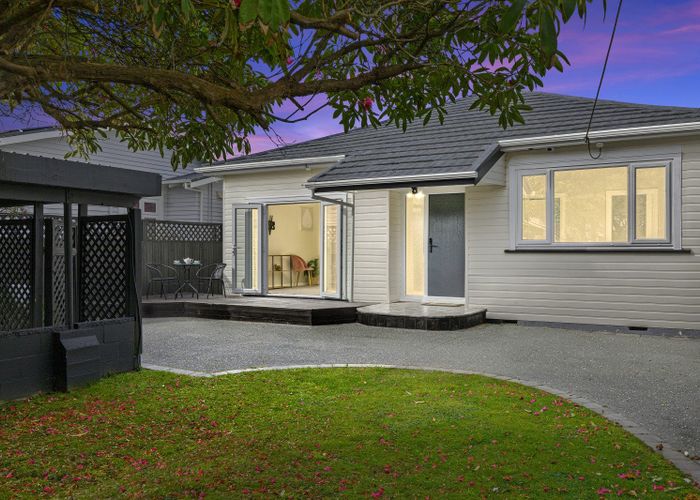  at 10 Byron Street, Petone, Lower Hutt