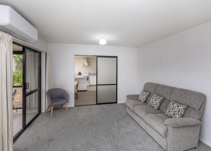  at 2/3 Apollo Place, Papanui, Christchurch