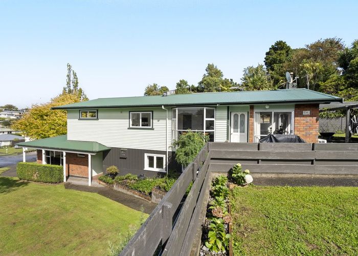  at 10 Whitby Place, Westown, New Plymouth