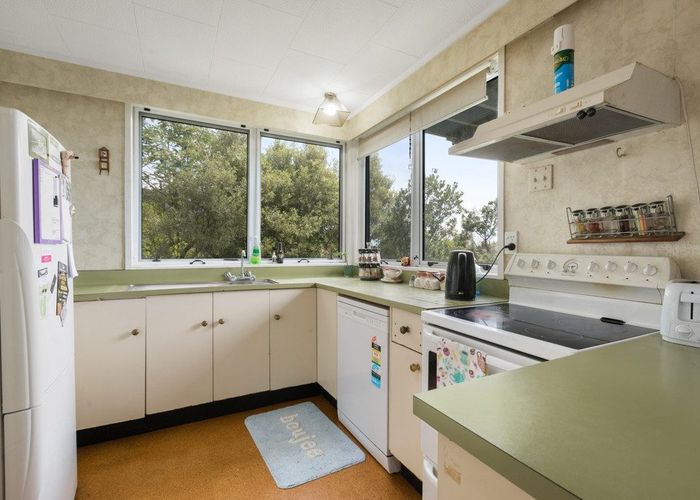  at 10 Adams Road, Thornton Bay, Thames-Coromandel, Waikato