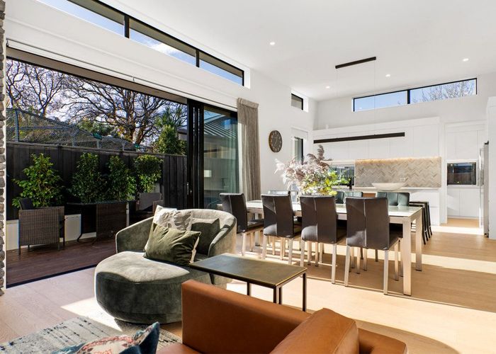  at 59 Straven Road, Fendalton, Christchurch City, Canterbury
