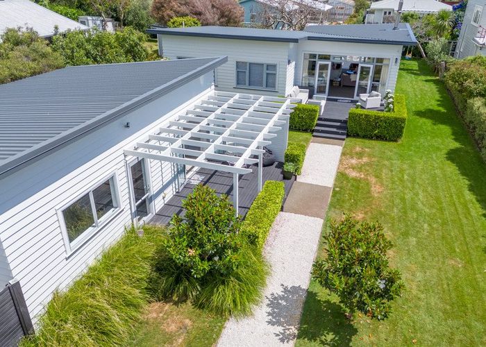 Recently sold 26 Rauparaha Street, Waikanae Beach, Waikanae homes.co.nz