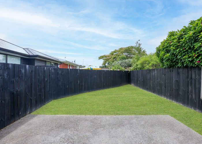  at 1/14 Hooker Avenue, Chedworth Park, Hamilton, Waikato