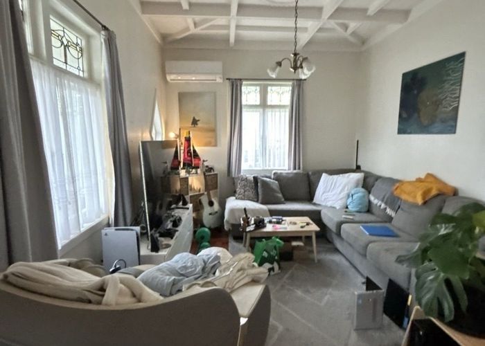  at 1/1063 Great North Road, Point Chevalier, Auckland City, Auckland