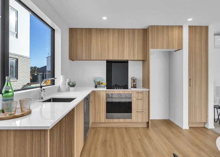  at 112 Aldwins Road, Phillipstown, Christchurch City, Canterbury