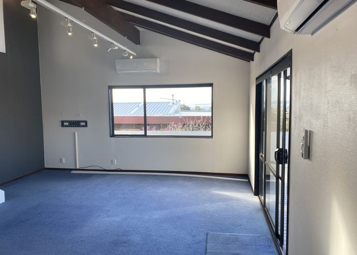  at 8 Shelly Bay Road, Beachlands, Manukau City, Auckland