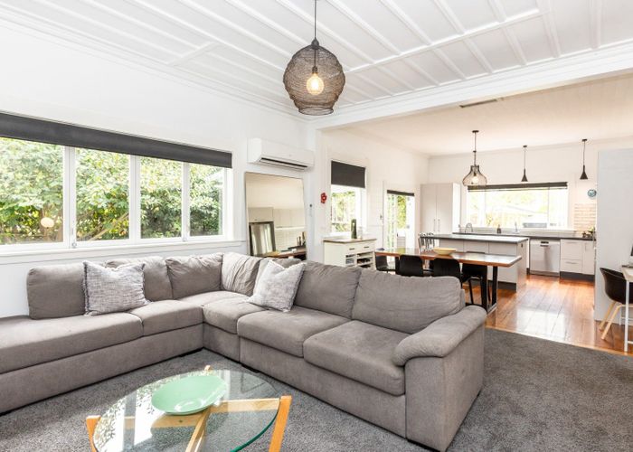  at 207 Allerton Street, Saint Leonards, Hastings