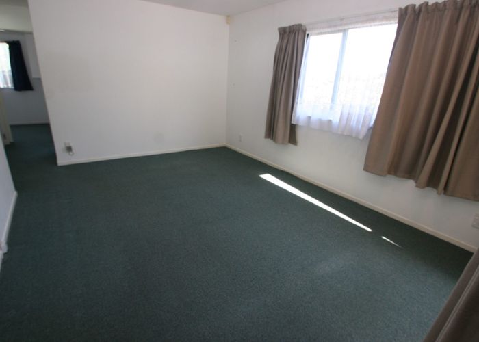  at 2a Tableau Place, Totara Vale, North Shore City, Auckland
