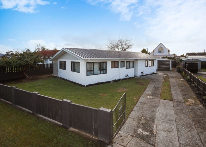  at 8 Brightwell Place, Nawton, Hamilton, Waikato