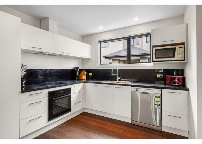  at 135 Queenspark Drive, Parklands, Christchurch
