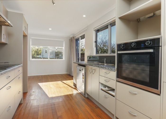  at 158 Cascades Road, Pakuranga Heights, Manukau City, Auckland