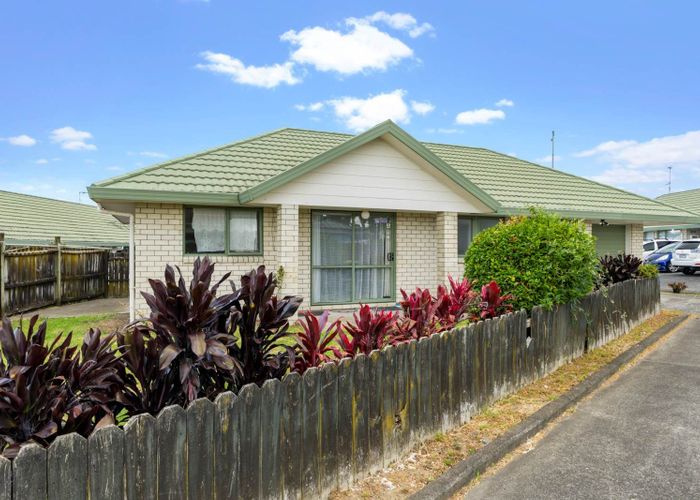  at 1/13 Solveig Place, Randwick Park, Manukau City, Auckland