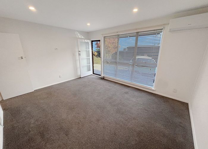  at 2/327 Gloucester Street, City Centre, Christchurch City, Canterbury