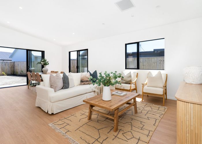  at 11 Meadow Stream Dr, Casebrook, Christchurch City, Canterbury