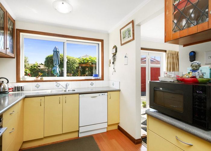  at 1/102 Waiwhetu Road, Waterloo, Lower Hutt